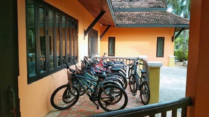 Villa Chaya Khao Lak Eksteriør billede