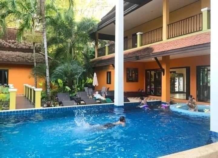 Villa Chaya Khao Lak Eksteriør billede