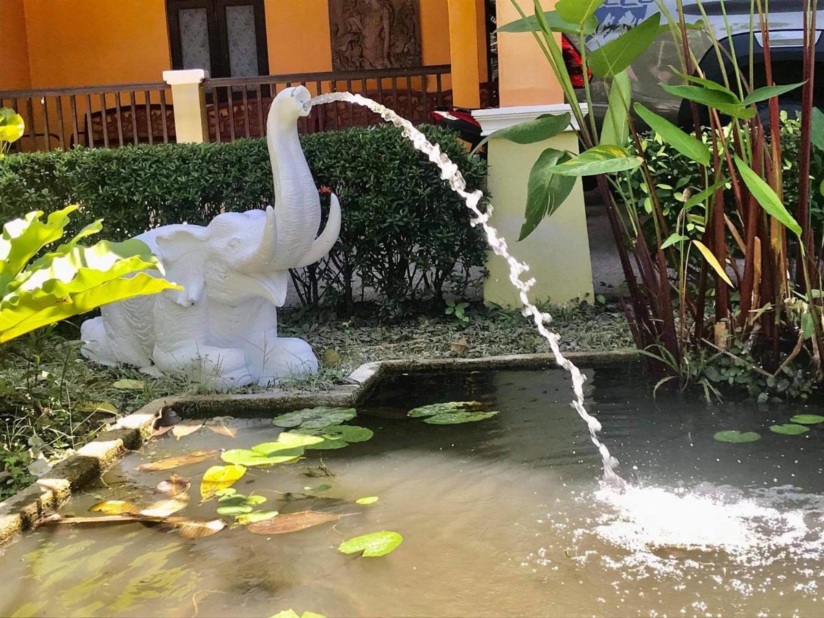Villa Chaya Khao Lak Eksteriør billede