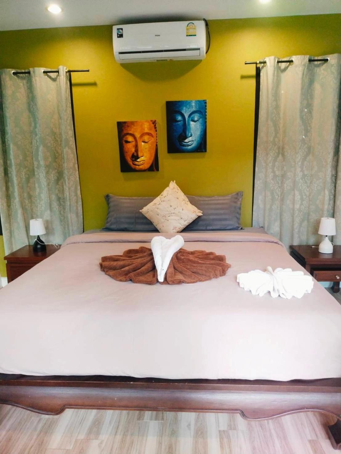 Villa Chaya Khao Lak Eksteriør billede